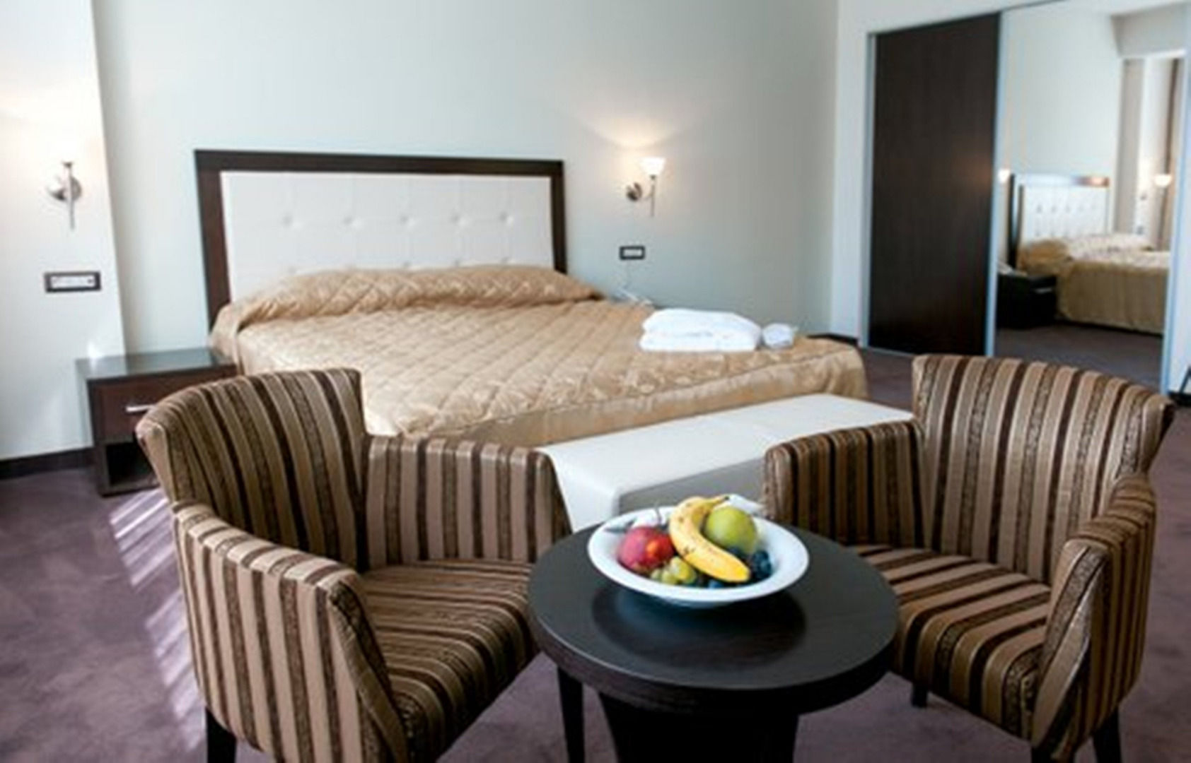 Tcc Grand Plaza Hotel Szkopje Szoba fotó